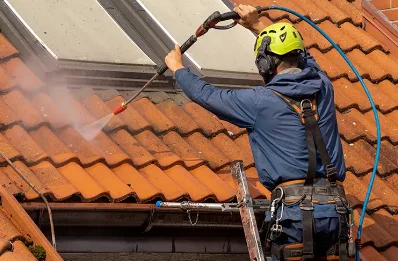 Démoussage et hydrofuge de toiture à Bermerain
